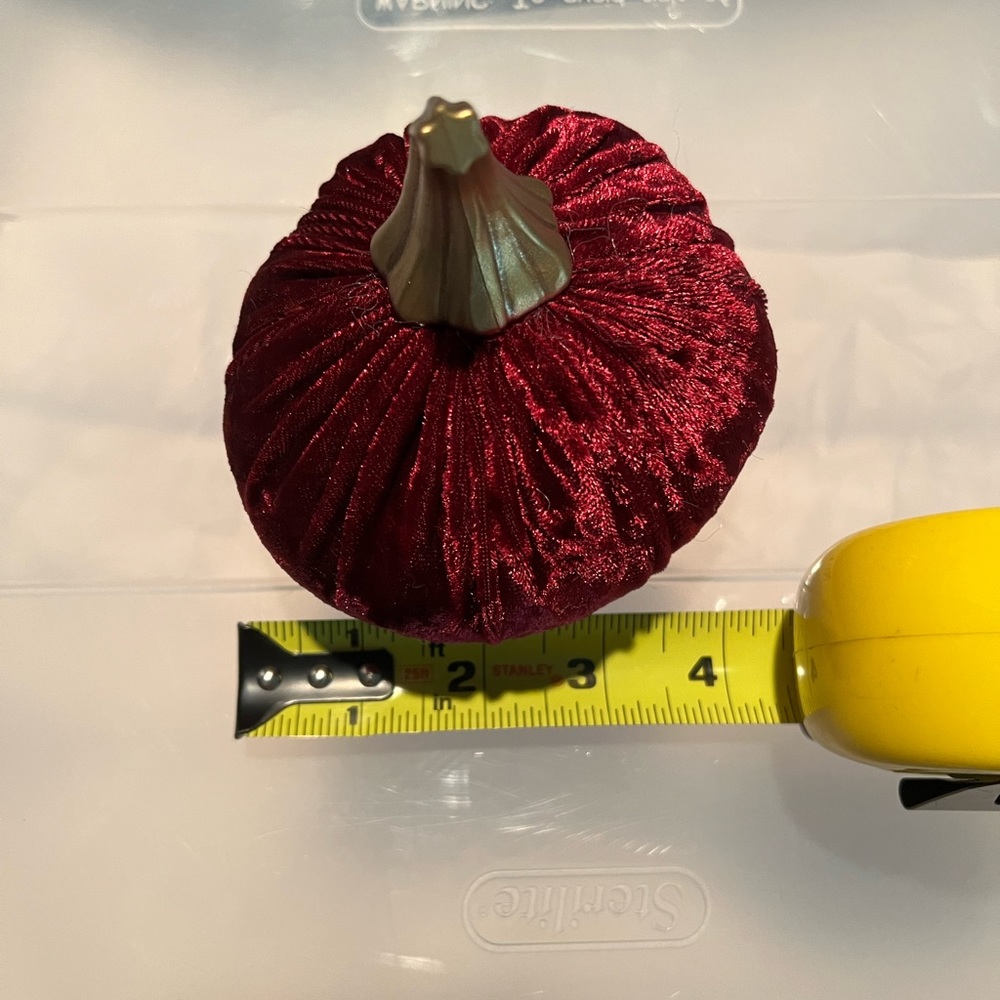🍁 Beautiful Fall Velvet Pumpkins- Set of 5- NWT - Picture 3 of 4